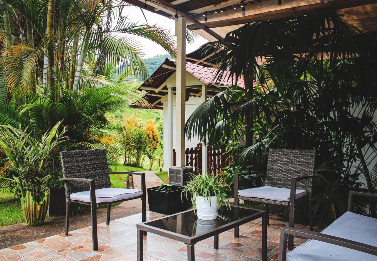 Albergue Turistico Gstir Pozuzo Luaran gambar